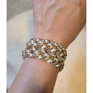 Vintage Coro Light Gold Tone Bracelet Signed